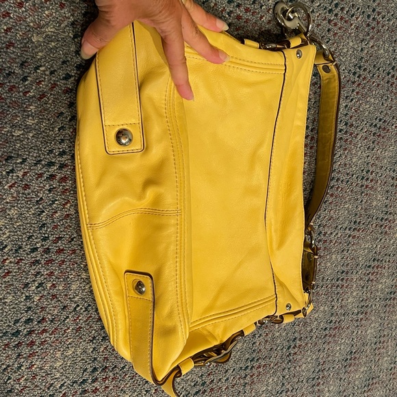 Coach Bag - Picture 3 of 9